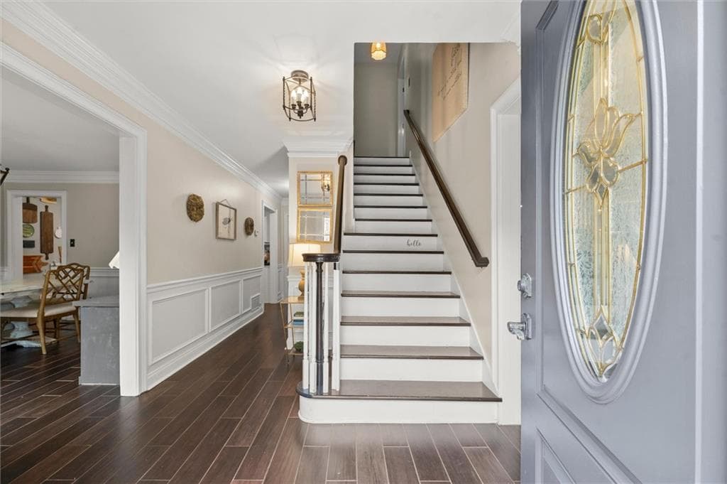 5 bedroom, 4 bathroom, 3,770 sq ft single family residence for sale at 4487 Quarter Horse Drive, Roswell, GA 30075 — photo 4