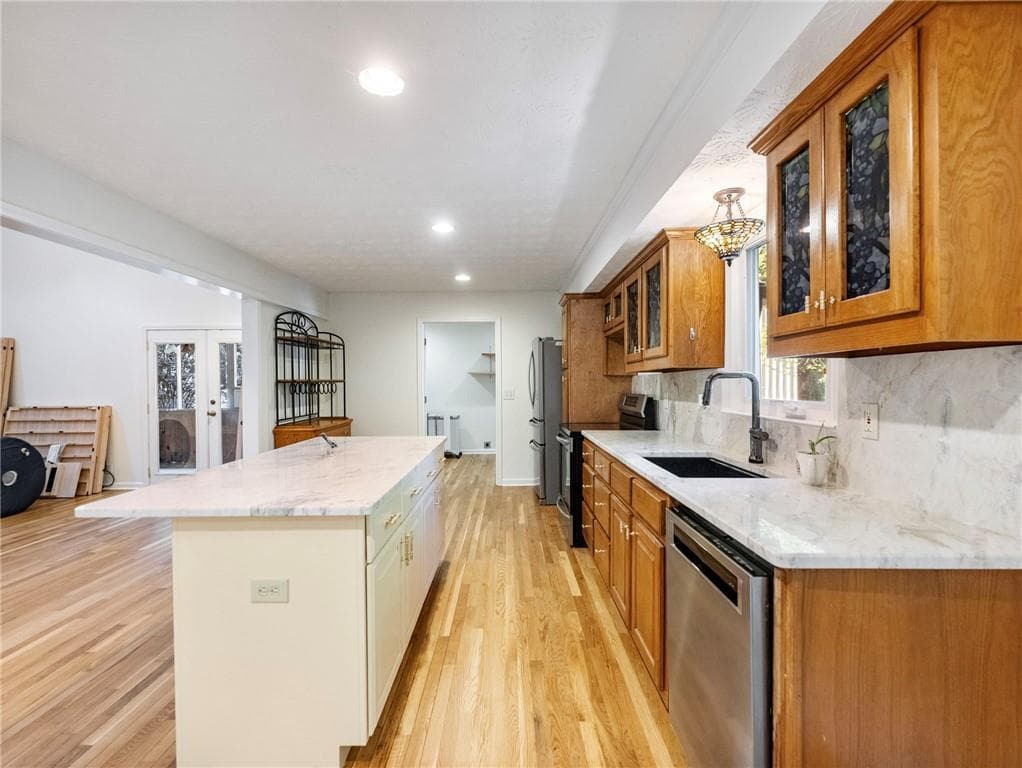 3 bedroom, 3 bathroom, 2,374 sq ft single family residence for sale at 7389 Williams Road, Flowery Branch, GA 30542 — photo 9