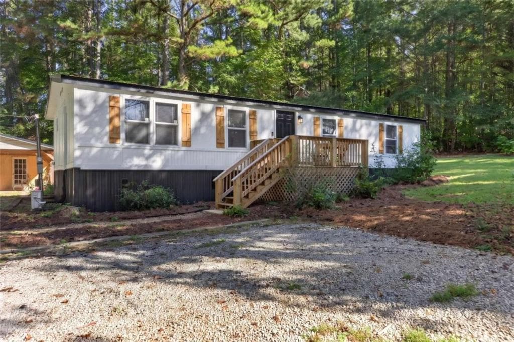 3 bedroom, 2 bathroom, 1,176 sq ft single family residence for sale at 12208 BUCHANAN Highway, Temple, GA 30179 — photo 4