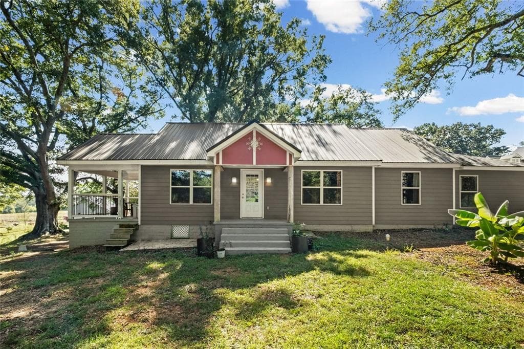 7 bedroom, 4 bathroom, 1,882 sq ft single family residence for sale at 210 Shaw Road SW, Adairsville, GA 30103 — photo 7