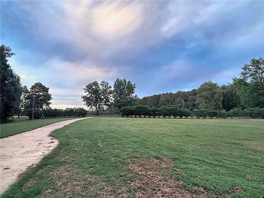 3 bedroom, 2 bathroom, 1,184 sq ft single family residence for sale at 1815 Midway Church Road, Newborn, GA 30056 — photo 4