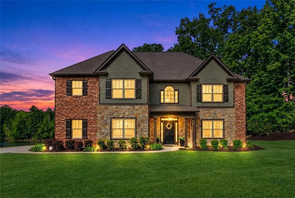 5 bedroom, 4 bathroom, 4,054 sq ft single family residence for sale at 3 Westwood Lake Drive, Newnan, GA 30263