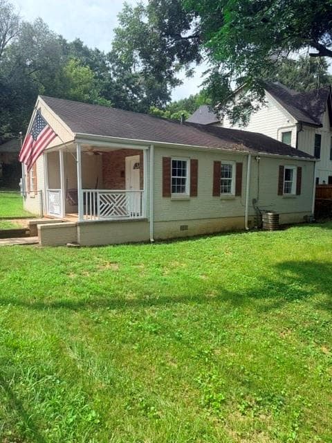 3 bedroom, 2 bathroom, 1,000 sq ft single family residence for rent at 2811 Glenwood Avenue, Atlanta, GA 30317 for $2,000 a month — photo 1 of 16