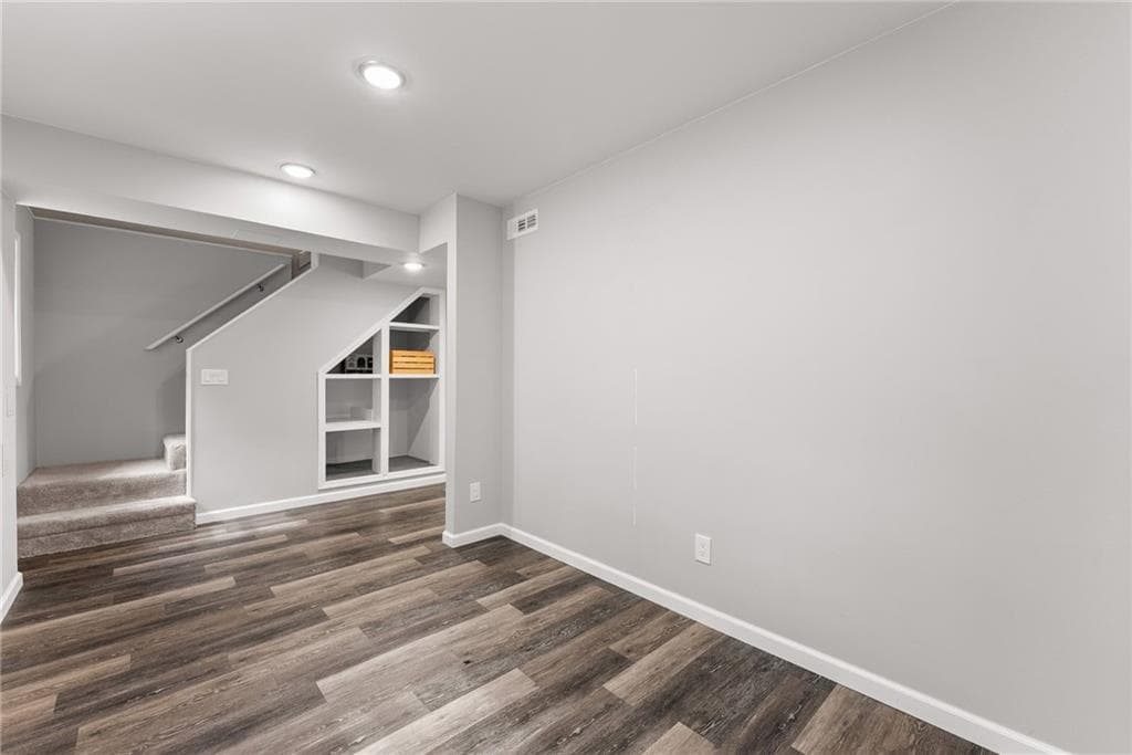 3 bedroom, 2 bathroom, 1,657 sq ft single family residence for sale at 6804 Union Hil Road, Canton, GA 30115 — photo 6