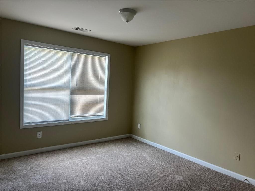 5 bedroom, 4 bathroom, 2,950 sq ft single family residence for rent at 6321 stewart ridge, Buford, GA 30518 for $2,395 a month — photo 10