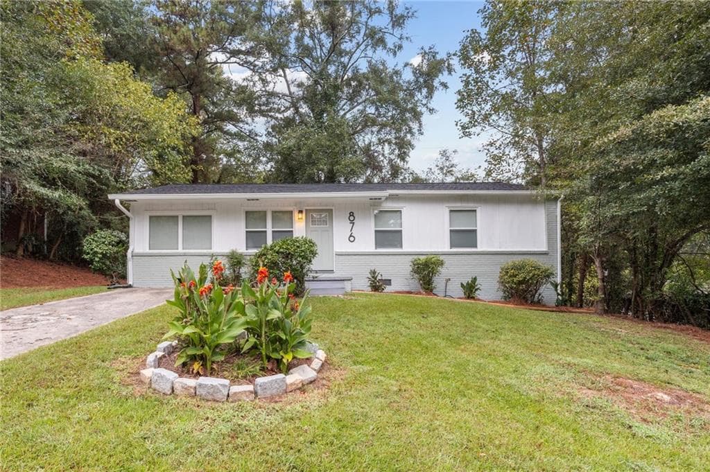 4 bedroom, 3 bathroom, 1,095 sq ft single family residence for sale at 876 Bolton Place, Atlanta, GA 30331