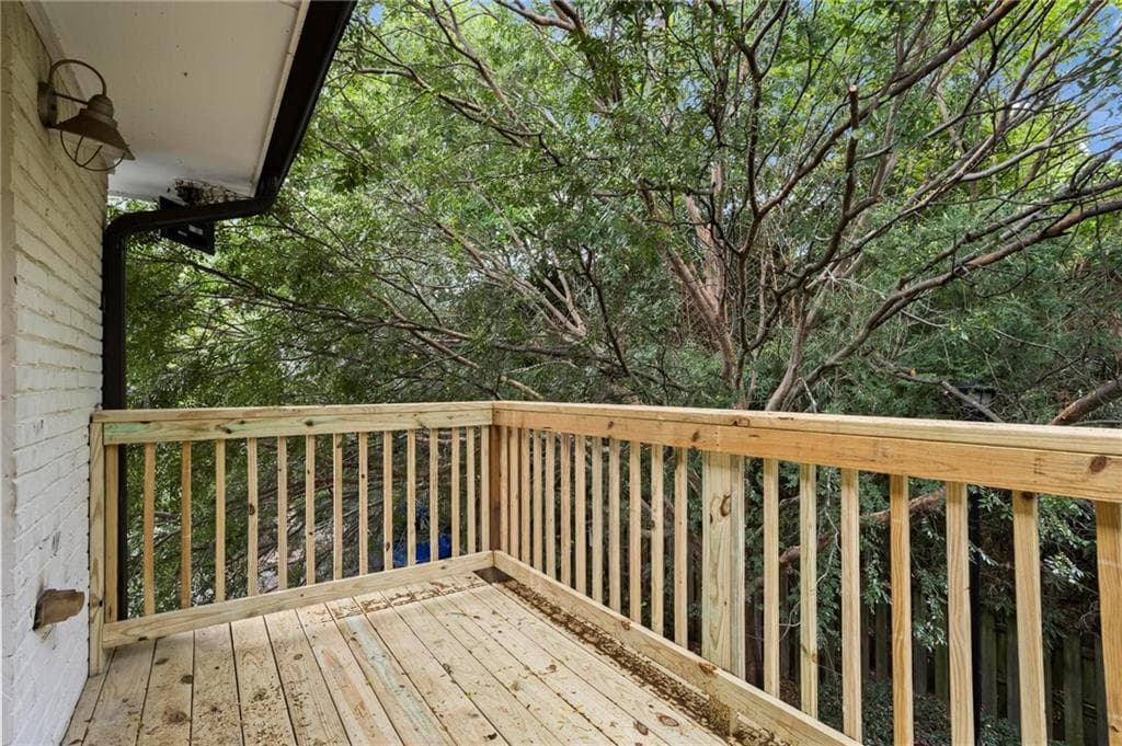 1 bedroom, 1 bathroom, 631 sq ft condominium for sale at 48 Peachtree Avenue 429, Atlanta, GA 30305 — photo 8