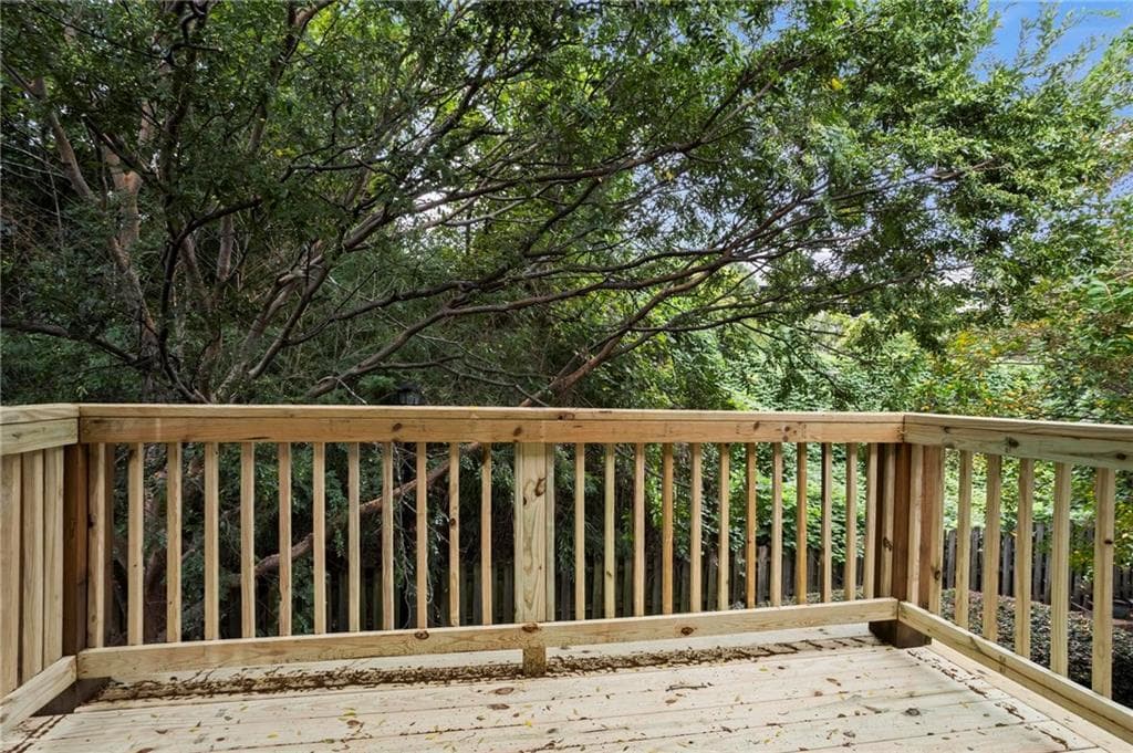1 bedroom, 1 bathroom, 631 sq ft condominium for sale at 48 Peachtree Avenue 429, Atlanta, GA 30305 — photo 9