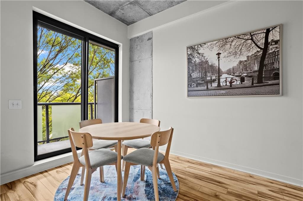 1 bedroom, 1 bathroom, 912 sq ft condominium for rent at 335 W Ponce De Leon Avenue 408, Decatur, GA 30030 for $2,000 a month — photo 7