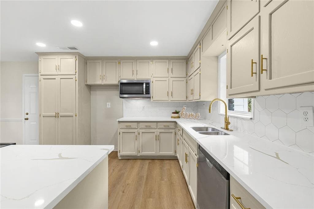 3 bedroom, 2 bathroom, 1,373 sq ft single family residence for sale at 2521 Fairview Road, Covington, GA 30016 — photo 7