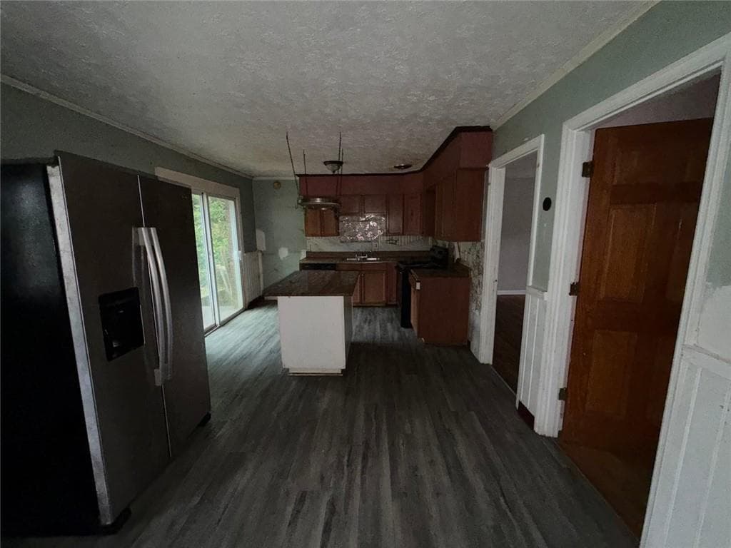 4 bedroom, 2 bathroom, 1,288 sq ft single family residence for sale at 1164 Azalea Circle, Marietta, GA 30062 — photo 3