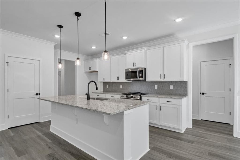 4 bedroom, 3 bathroom, 2,620 sq ft single family residence for sale at 5372 Tuscany Drive, Douglasville, GA 30135 — photo 10