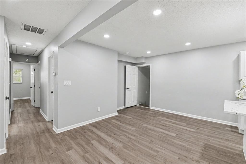 3 bedroom, 2 bathroom, 1,050 sq ft single family residence for sale at 2676 Beacon Drive, Atlanta, GA 30349 — photo 10