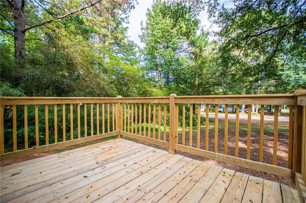 3 bedroom, 2 bathroom, 1,056 sq ft single family residence for sale at 77 Rock Springs Lake Drive, Carrollton, GA 30116 — photo 6