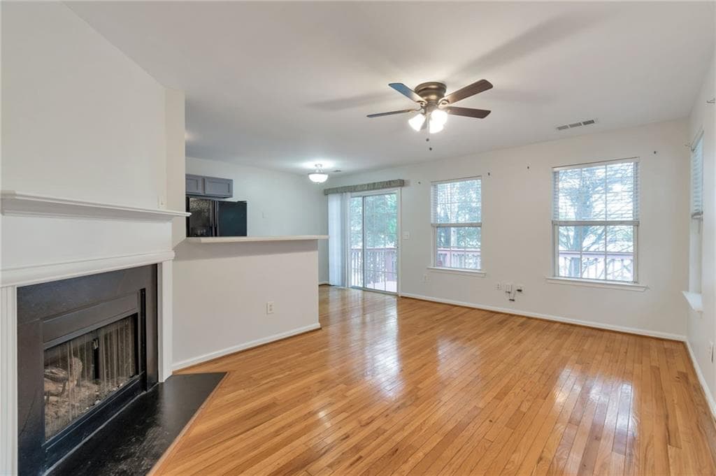 2 bedroom, 3 bathroom, 1,429 sq ft townhouse for rent at 2191 Dillard Crossing, Tucker, GA 30084 for $1,900 a month — photo 7