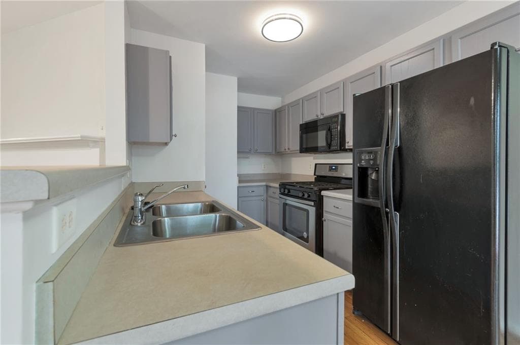 2 bedroom, 3 bathroom, 1,429 sq ft townhouse for rent at 2191 Dillard Crossing, Tucker, GA 30084 for $1,900 a month — photo 10