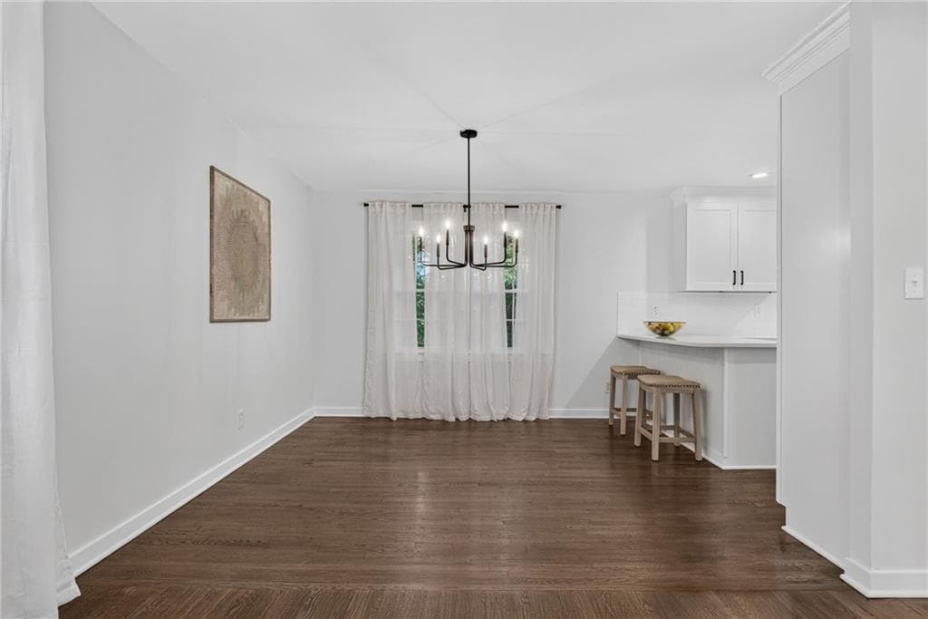 4 bedroom, 3 bathroom, 2,226 sq ft single family residence for sale at 2131 Chevy Chase Lane, Decatur, GA 30032 — photo 9