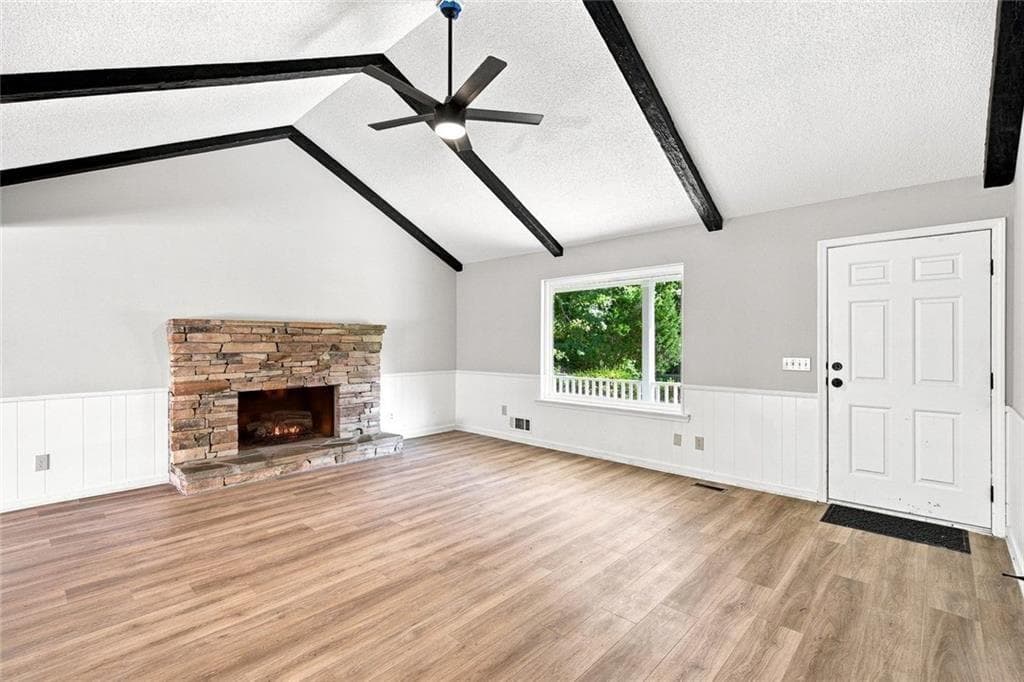 3 bedroom, 2 bathroom, 1,792 sq ft single family residence for sale at 13480 New Providence Road, Alpharetta, GA 30004 — photo 9