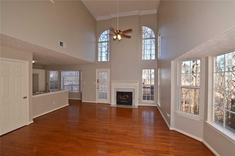 3 bedroom, 2 bathroom, 1,618 sq ft townhouse for rent at 1281 Pointe Drive, Lawrenceville, GA 30044 for $1,900 a month — photo 2