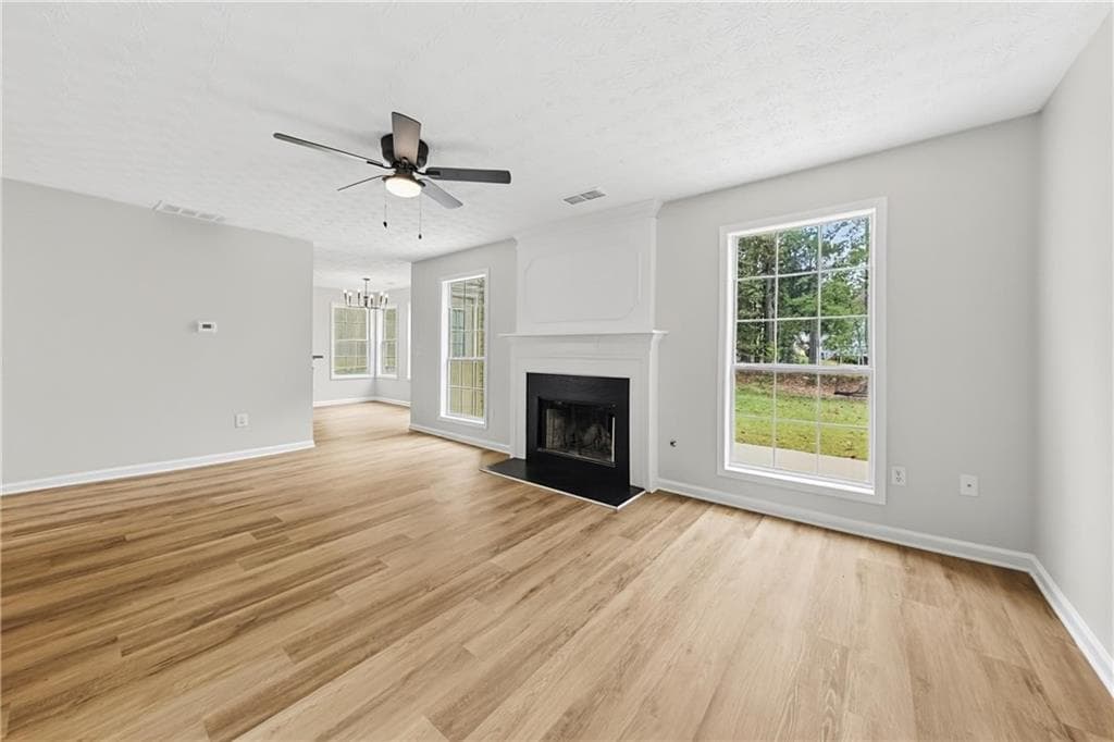 4 bedroom, 3 bathroom, 2,694 sq ft single family residence for sale at 175 Championship Court, Fayetteville, GA 30215 — photo 3