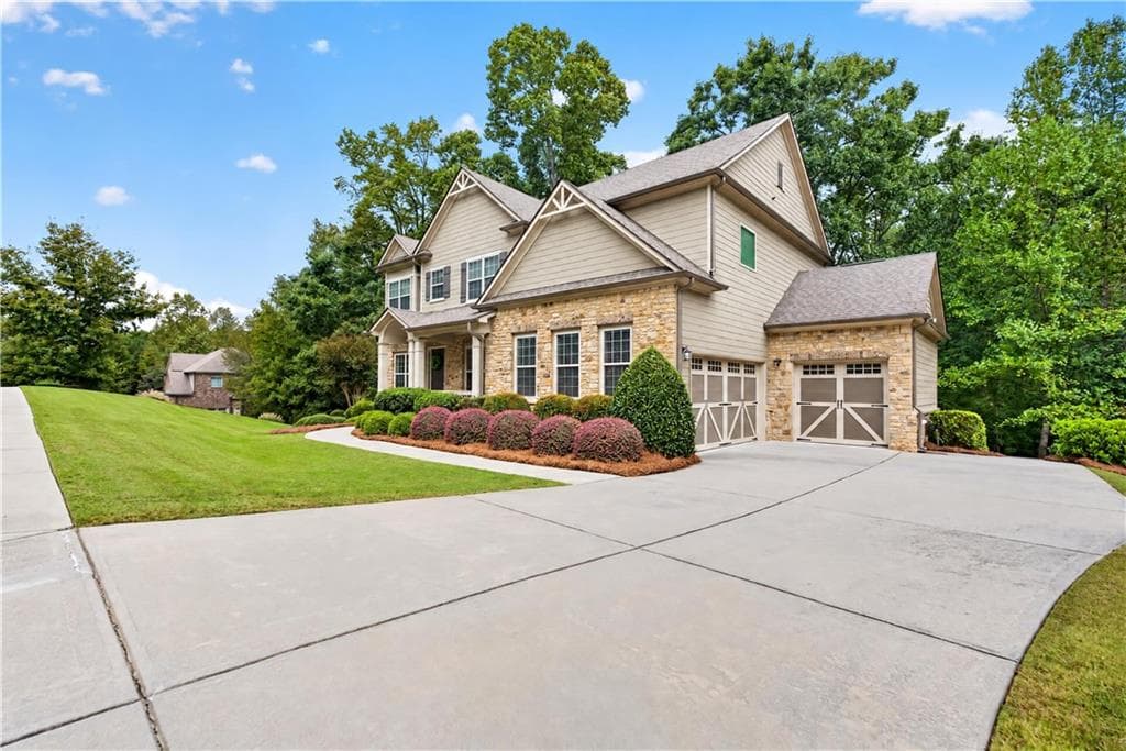 5 bedroom, 4 bathroom, 4,482 sq ft single family residence for sale at 2720 Cogburn Lane, Milton, GA 30004 — photo 2
