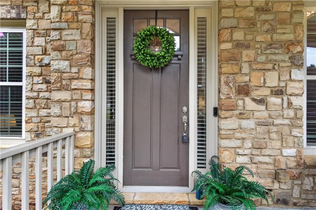 5 bedroom, 4 bathroom, 4,482 sq ft single family residence for sale at 2720 Cogburn Lane, Milton, GA 30004 — photo 8