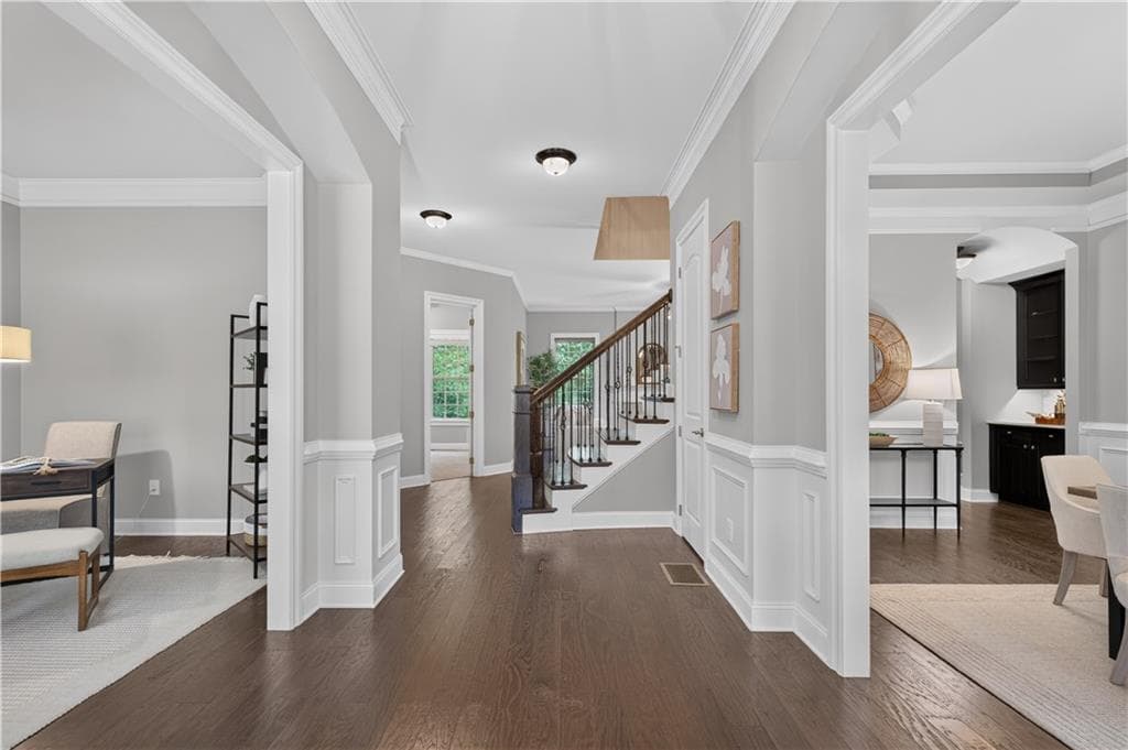 5 bedroom, 4 bathroom, 4,482 sq ft single family residence for sale at 2720 Cogburn Lane, Milton, GA 30004 — photo 9