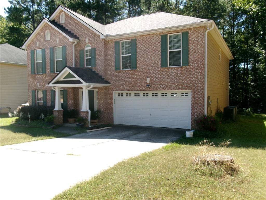 5 bedroom, 4 bathroom, 3,100 sq ft single family residence for sale at 725 Millstone Drive, Jonesboro, GA 30238