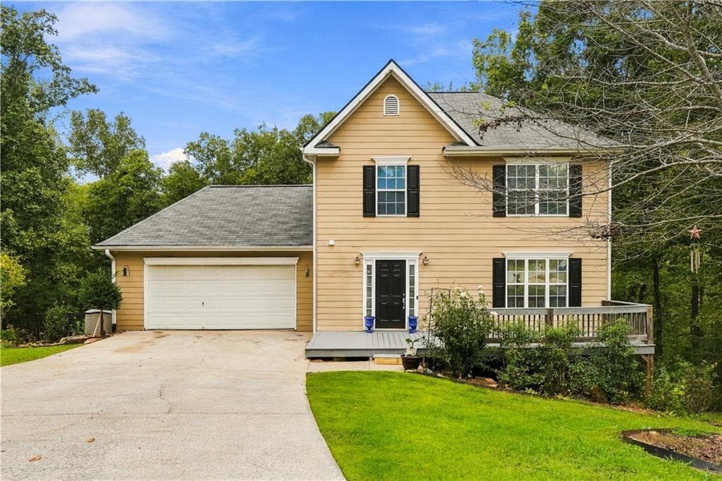 3 bedroom, 3 bathroom, 2,268 sq ft single family residence for sale at 196 W Scott Court, Fairmount, GA 30139
