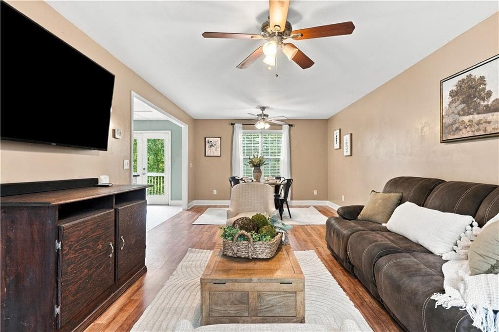 3 bedroom, 3 bathroom, 2,268 sq ft single family residence for sale at 196 W Scott Court, Fairmount, GA 30139 — photo 6