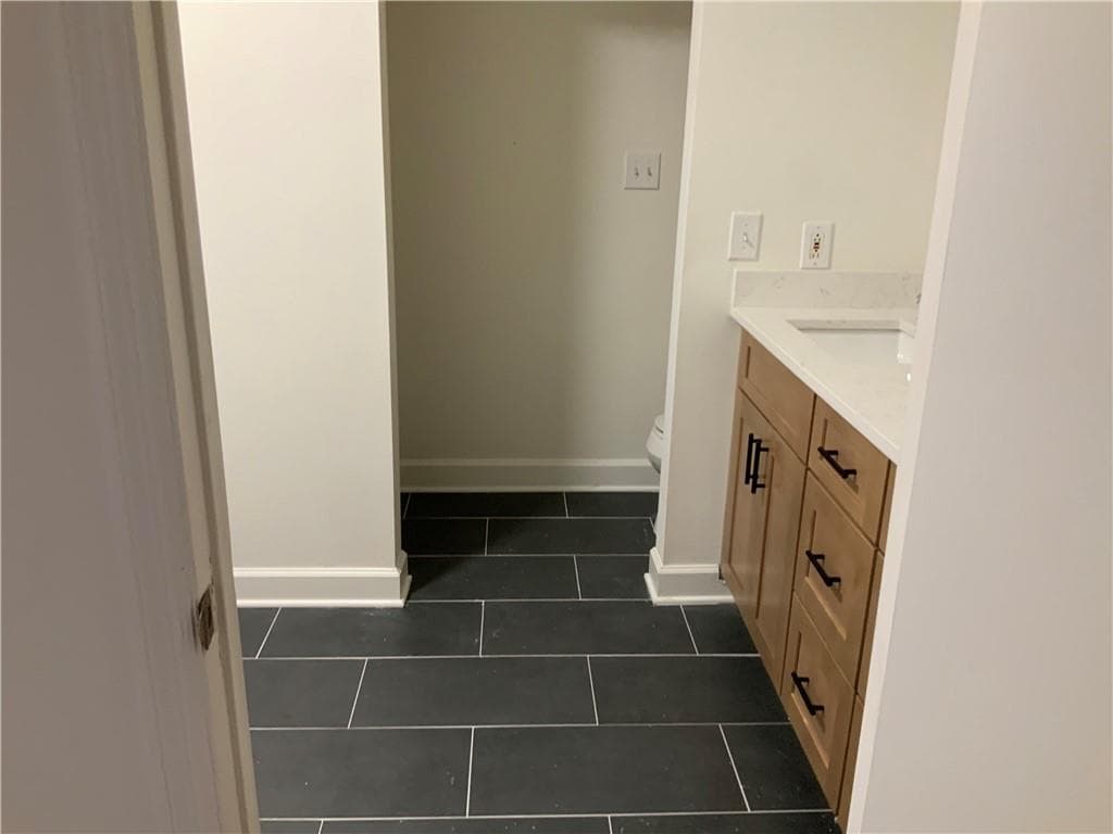 2 bedroom, 3 bathroom, 1,602 sq ft condominium for sale at 5440 Chemin De Vie, Sandy Springs, GA 30342 — photo 9