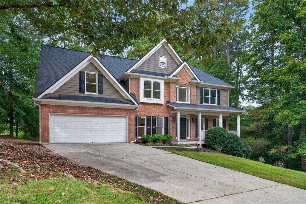 4 bedroom, 3 bathroom, 2,446 sq ft single family residence for sale at 207 Kingsley Way, Woodstock, GA 30188 — photo 2