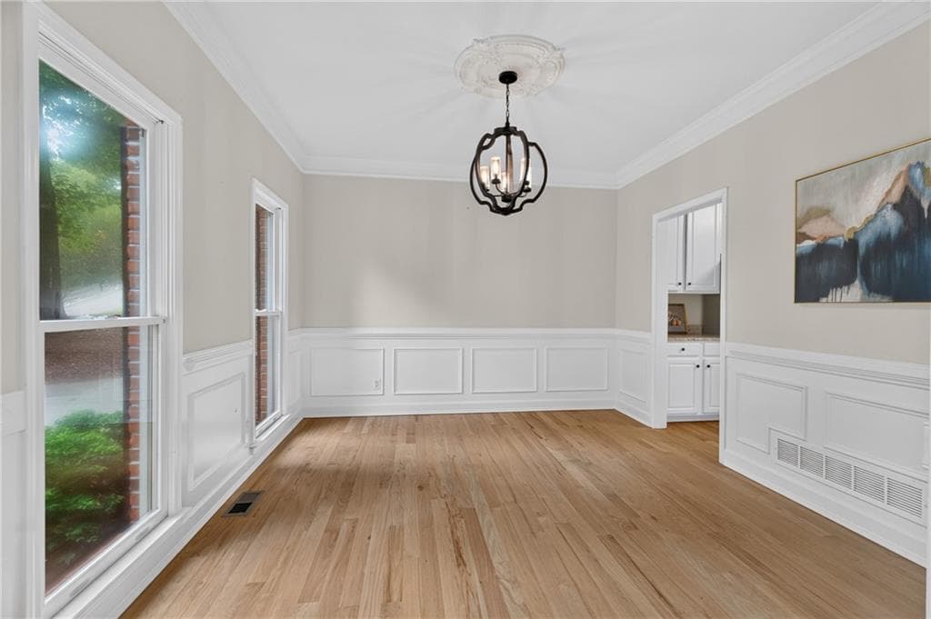 4 bedroom, 3 bathroom, 2,446 sq ft single family residence for sale at 207 Kingsley Way, Woodstock, GA 30188 — photo 5