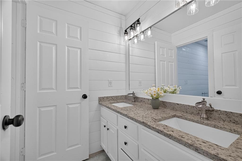 4 bedroom, 3 bathroom, 2,446 sq ft single family residence for sale at 207 Kingsley Way, Woodstock, GA 30188 — photo 10