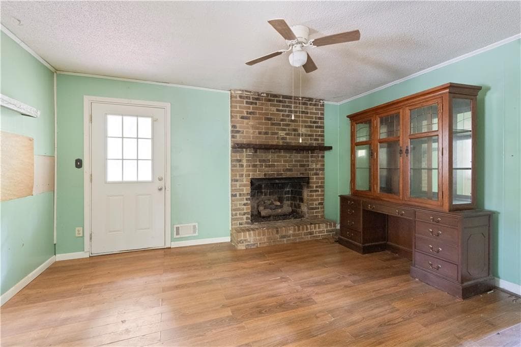 3 bedroom, 2 bathroom, 1,365 sq ft single family residence for sale at 2255 Williams Lane, Cumming, GA 30028 — photo 8