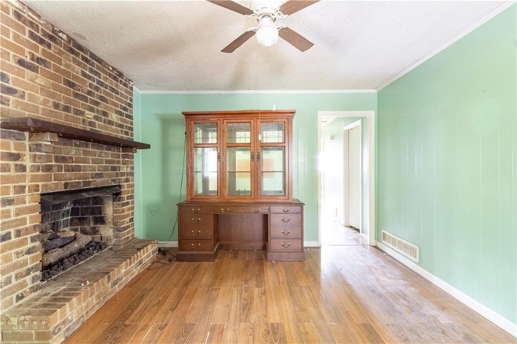 3 bedroom, 2 bathroom, 1,365 sq ft single family residence for sale at 2255 Williams Lane, Cumming, GA 30028 — photo 9