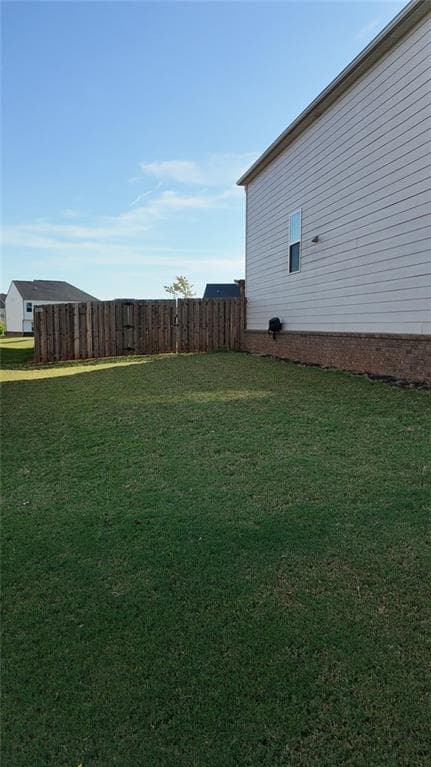 4 bedroom, 3 bathroom, 2,450 sq ft single family residence for sale at 498 Daffodil Lane, Mcdonough, GA 30253 — photo 3