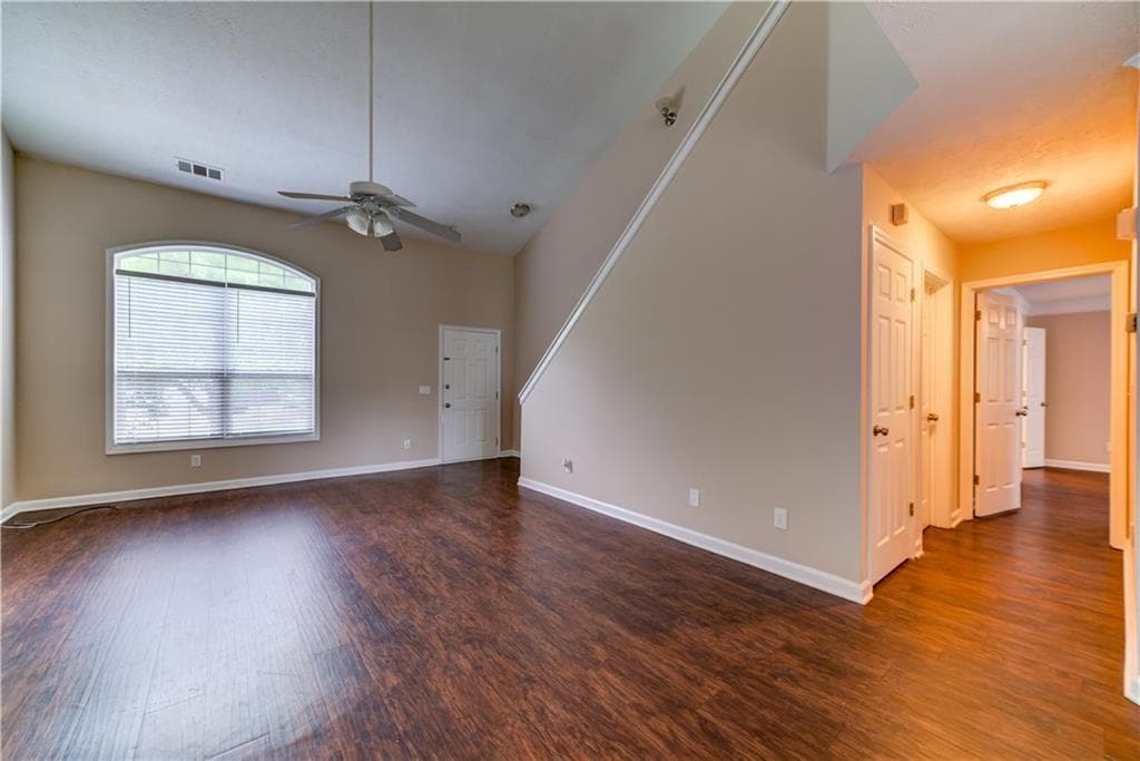 3 bedroom, 2 bathroom, 1,761 sq ft single family residence for rent at 3171 Serenade Court, Milton, GA 30004 for $2,500 a month — photo 2