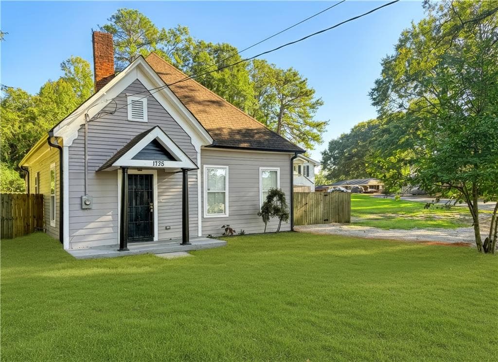 2 bedroom, 1 bathroom, 1,224 sq ft single family residence for rent at 1735 Bolton Road, Atlanta, GA 30318 for $2,600 a month — photo 2