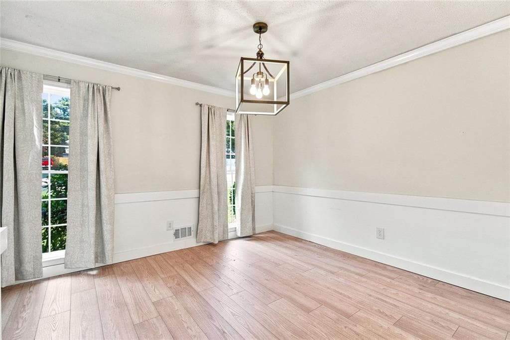 5 bedroom, 3 bathroom, 3,048 sq ft single family residence for rent at 1494 Oak Springs Drive, Marietta, GA 30066 for $3,500 a month — photo 6
