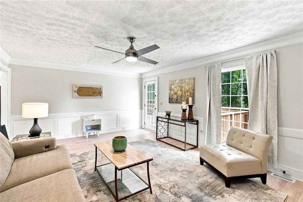5 bedroom, 3 bathroom, 3,048 sq ft single family residence for rent at 1494 Oak Springs Drive, Marietta, GA 30066 for $3,500 a month — photo 10