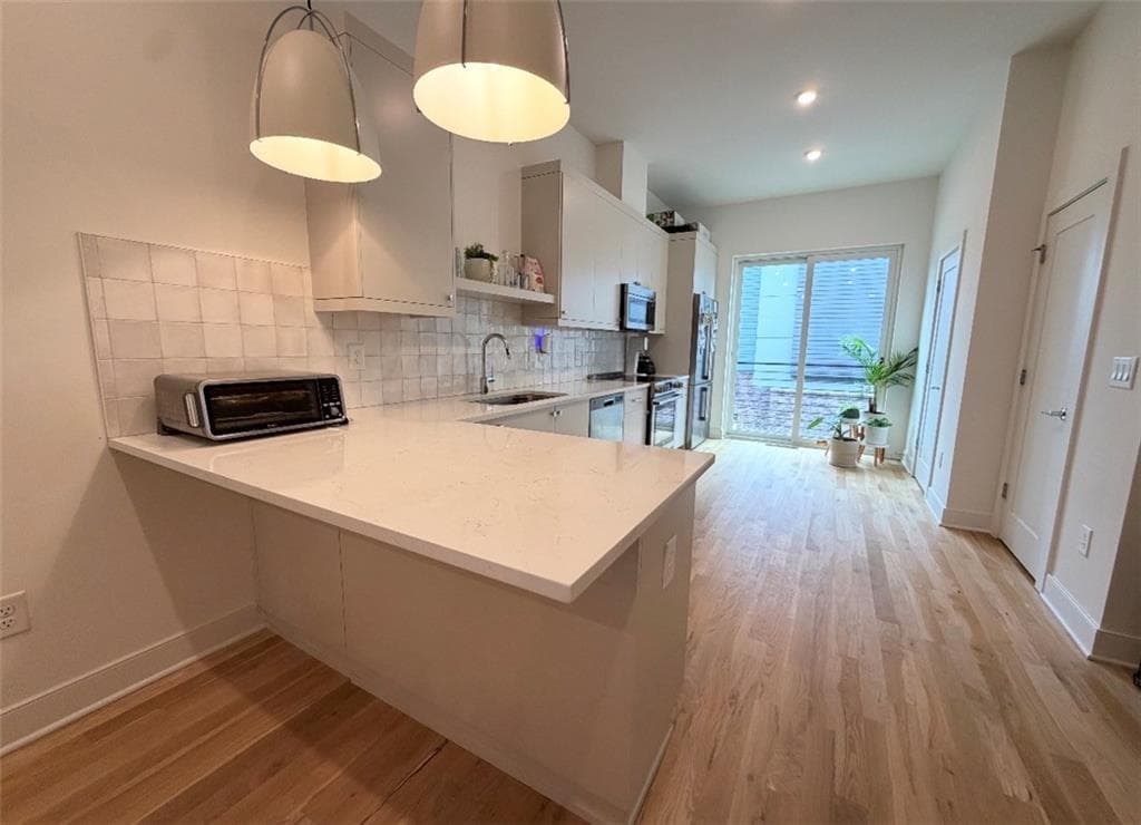 2 bedroom, 3 bathroom, 1,438 sq ft townhouse for rent at 2199 Lenox Road, Atlanta, GA 30324 for $3,200 a month — photo 3