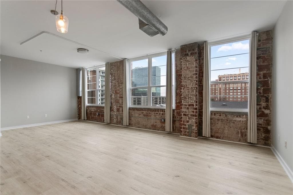 1 bedroom, 1 bathroom, 852 sq ft condominium for rent at 800 Peachtree Street 8514, Atlanta, GA 30308 for $1,750 a month — photo 6