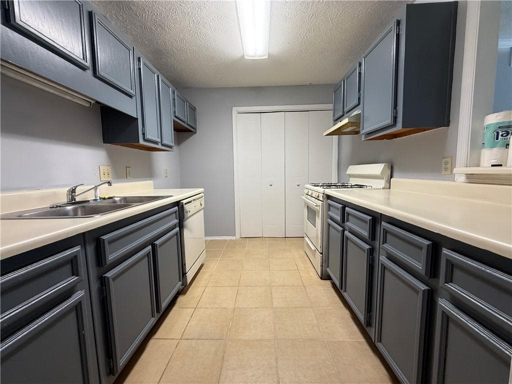 2 bedroom, 2 bathroom, 1,244 sq ft condominium for sale at 207 Olde Mill Lane, Norcross, GA 30093 — photo 7