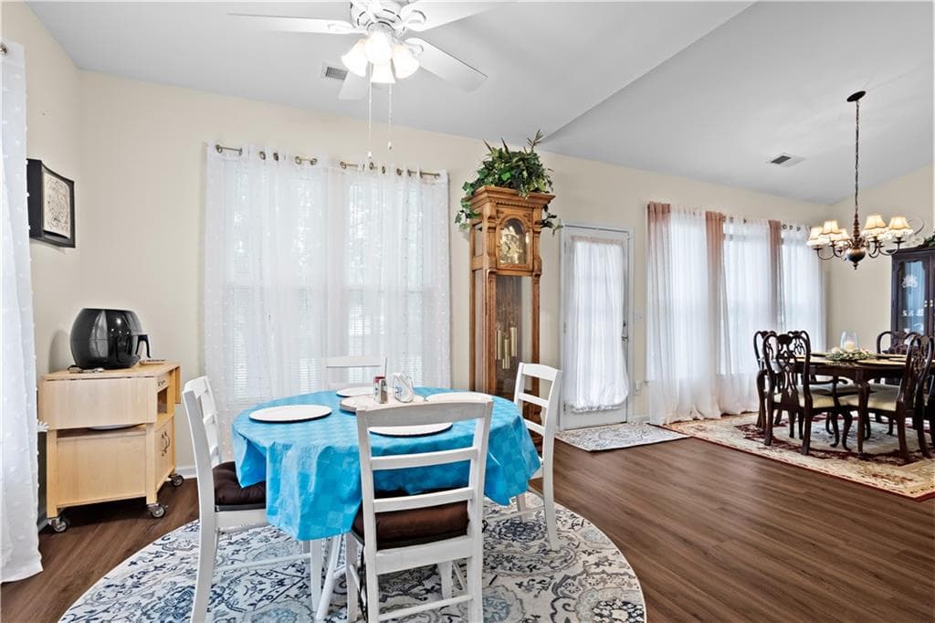 3 bedroom, 2 bathroom, 2,101 sq ft single family residence for sale at 2014 Devonhurst Drive, Powder Springs, GA 30127 — photo 9