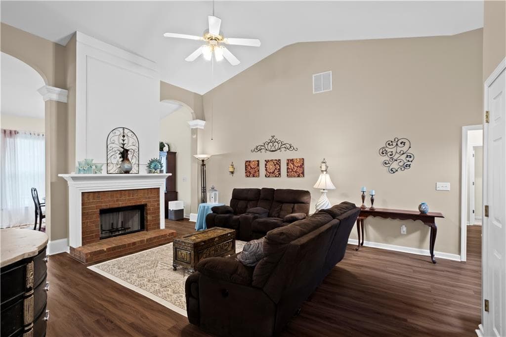 3 bedroom, 2 bathroom, 2,101 sq ft single family residence for sale at 2014 Devonhurst Drive, Powder Springs, GA 30127 — photo 3