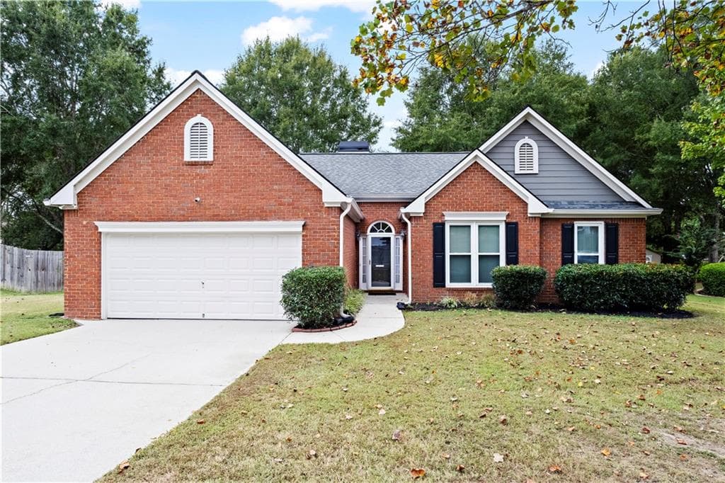 3 bedroom, 2 bathroom, 2,101 sq ft single family residence for sale at 2014 Devonhurst Drive, Powder Springs, GA 30127 — photo 1 of 32