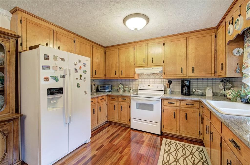 3 bedroom, 1 bathroom, 1,134 sq ft single family residence for sale at 255 State Highway 20 Spur, Cartersville, GA 30121 — photo 8