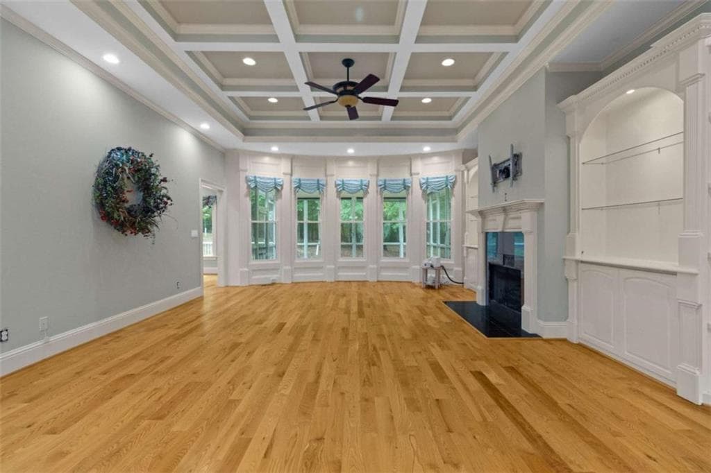 3 bedroom, 4 bathroom, 4,343 sq ft single family residence for sale at 124 Sweetwater Ridge, Hoschton, GA 30548 — photo 9
