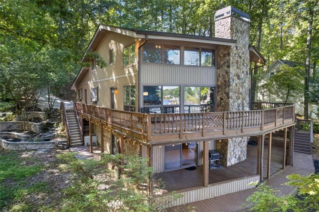 4 bedroom, 4 bathroom, 3,232 sq ft single family residence for sale at 9020 Lakeview Parkway, Villa Rica, GA 30180 — photo 2